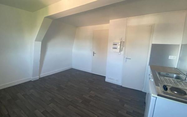 Appartement à louer    1 pièce •  Arras