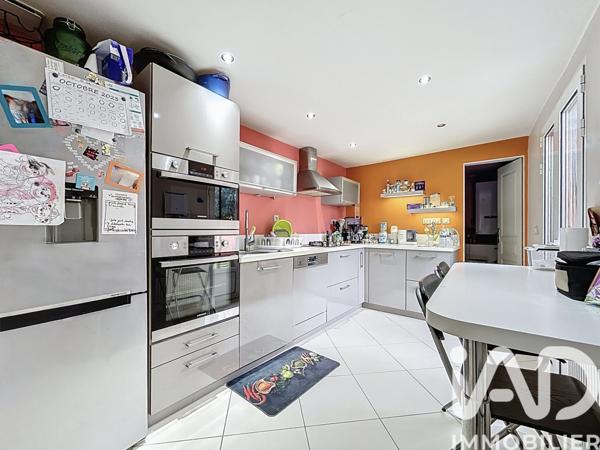 Appartement à vendre 4 pièces 87 m² Pontault-Combault