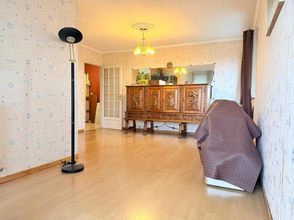 Beau 4 pièces de 81 m², cave et parking couvert