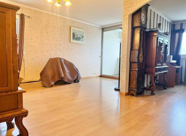 Beau 4 pièces de 81 m², cave et parking couvert