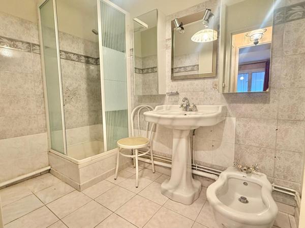 Beau 4 pièces de 81 m², cave et parking couvert