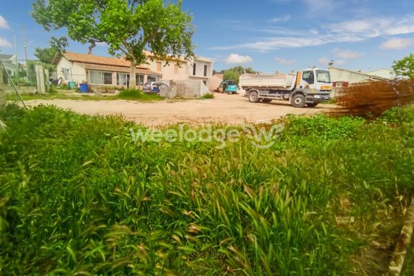 Terrain à vendre de 620 m² à La Fare-les-Oliviers