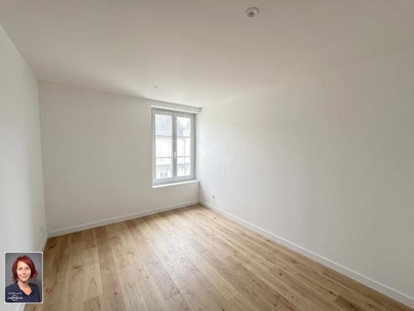 Au centre de Courville-Sur-Eure - maison de 83 m², trois chambres, vie de plain pied