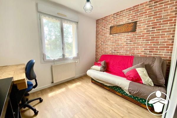 Vente                                                      Maison
                        
                     5 pièces                      79 m2                     à Casseneuil