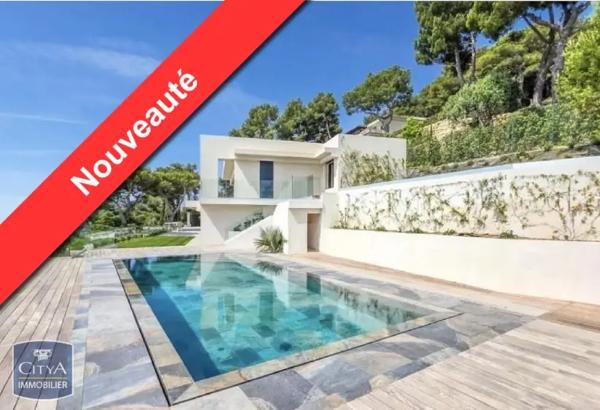 Maison à vendre 5 pièces 238m² Roquebrune-Cap-Martin (06190)