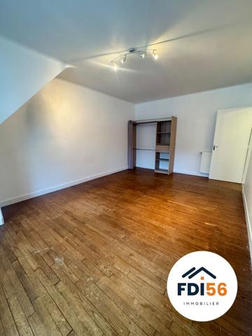 A LOUER - MAISON DE VILLE - LORIENT MERVILLE - 5 CHAMBRES - JARDIN - DOUBLE GARAGE , Lorient