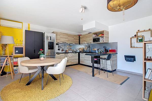 Marseille 13 -ème 14 -ème LES CHLOROPHYLLES -T3 lumineux avec grande terrasse, box et résidence récente