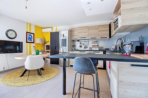 Marseille 13 -ème 14 -ème LES CHLOROPHYLLES -T3 lumineux avec grande terrasse, box et résidence récente