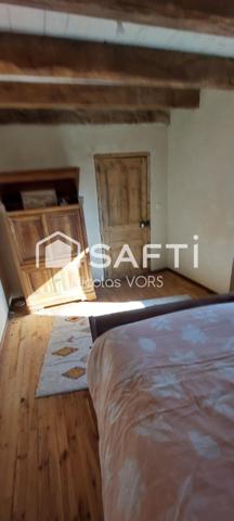 -A VENDRE- CASTRIEUX- Maison 160m2-terrain 5700 m2-288 000 euros