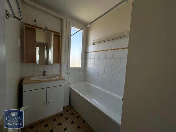Appartement à louer 3 pièces 56.86m² Limoges (87000)