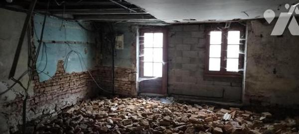 PROCHE TOUTES COMMODITES. Beau rendement pour cet ensemble de 3 maisons dont 2 louées + grand j...