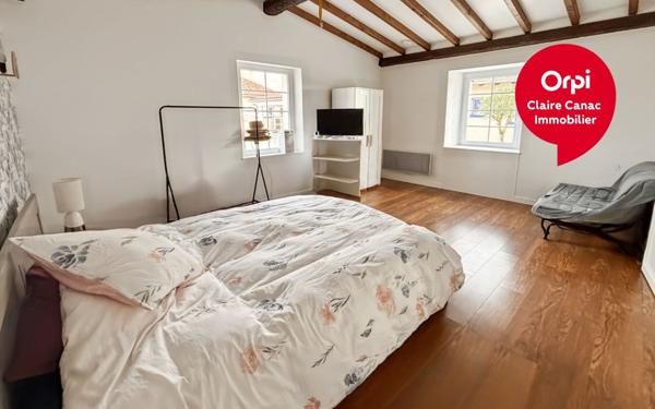 Maison à vendre    6 pièces •  Burlats