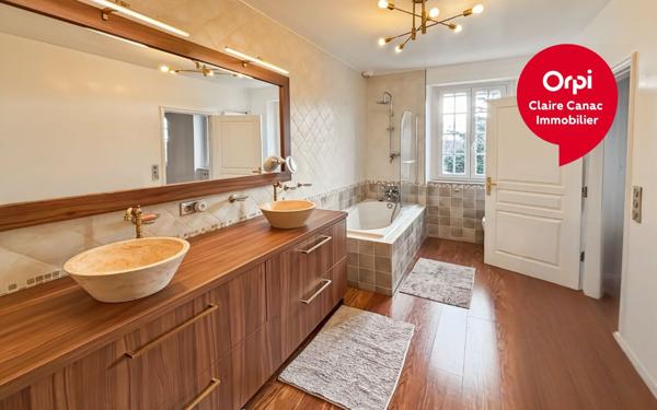 Maison à vendre    6 pièces •  Burlats