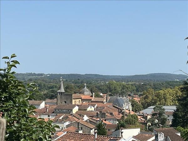 Maison à vendre |  Aire-sur-l'Adour |  4 pièces | 117 m²