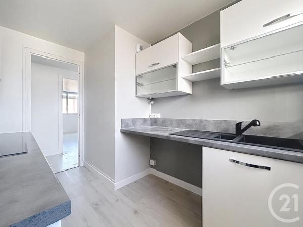 Appartement F4 à vendre  4 pièces - 64,53 m2 MELUN - 77