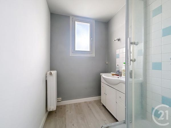 Appartement F4 à vendre  4 pièces - 64,53 m2 MELUN - 77