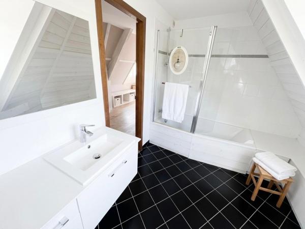 Maison à BROSVILLE, 27930 - 6 pièces 151m²