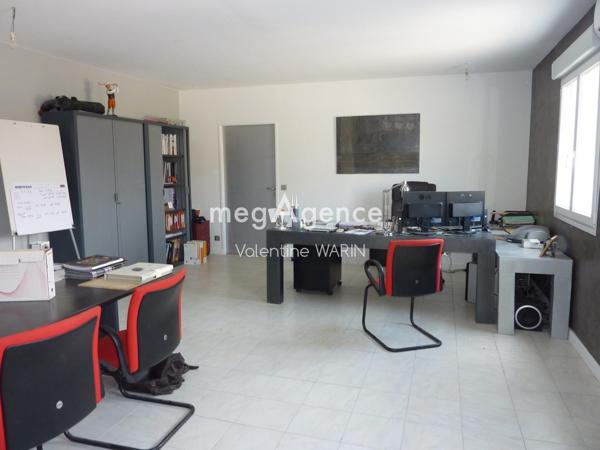 Local Commercial à SAINT-LYE, 10180 - 4 pièces 449m²
