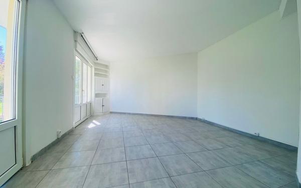 Appartement à vendre    4 pièces • 95 m2 Saint-Quentin