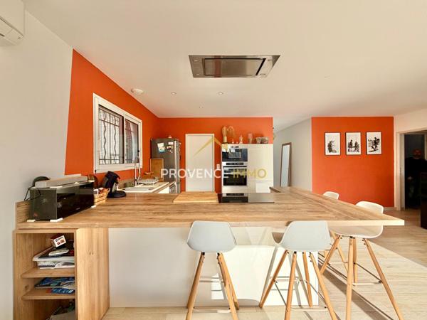 Salon-de-Provence (13300) Maison Plain Pied - 110m² - Garage - Piscine - Terrain de 688m²