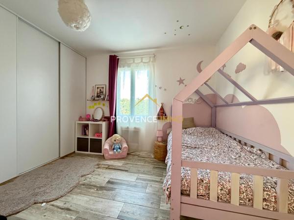 Salon-de-Provence (13300) Maison Plain Pied - 110m² - Garage - Piscine - Terrain de 688m²