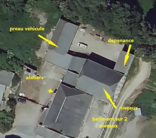 À vendre - Locaux d'activités/entrepôts 2126 m² situé à La Pellerine (49490)