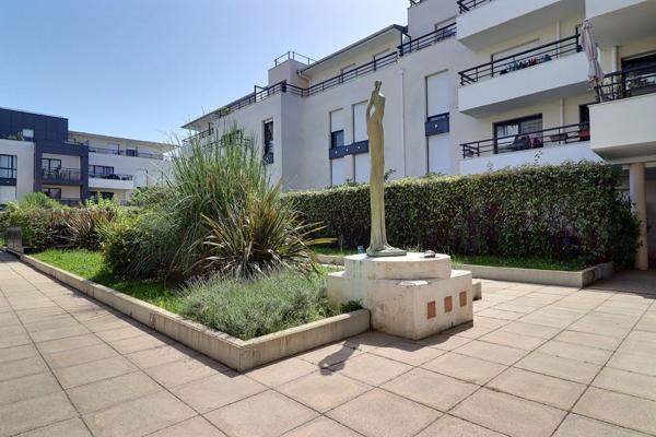 Appartement Colombes 4 pièce(s) 75.35 m2