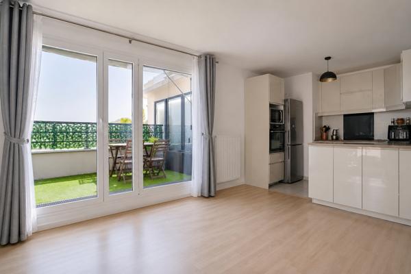 Appartement Colombes 4 pièce(s) 75.35 m2