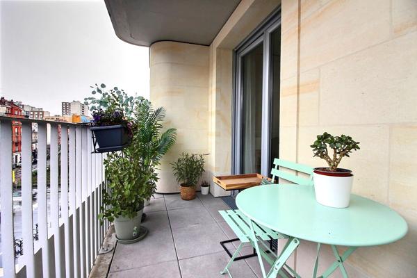 4 pièces avec balcon au pied du métro