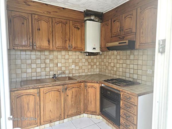Maison Fabregues 4 pièce(s) 62 m2 sur 320 m² de terrain - prévoir travaux