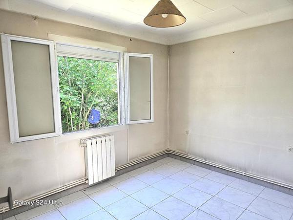Maison Fabregues 4 pièce(s) 62 m2 sur 320 m² de terrain - prévoir travaux