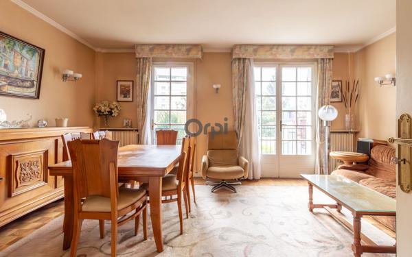 Maison à vendre    5 pièces • 85,48 m2 Saint-Maur-des-Fossés