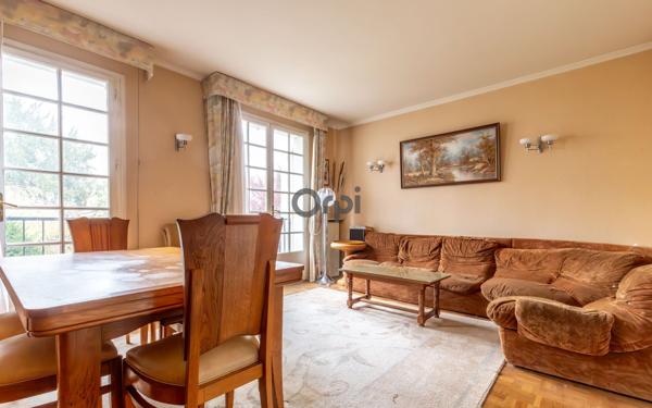 Maison à vendre    5 pièces • 85,48 m2 Saint-Maur-des-Fossés