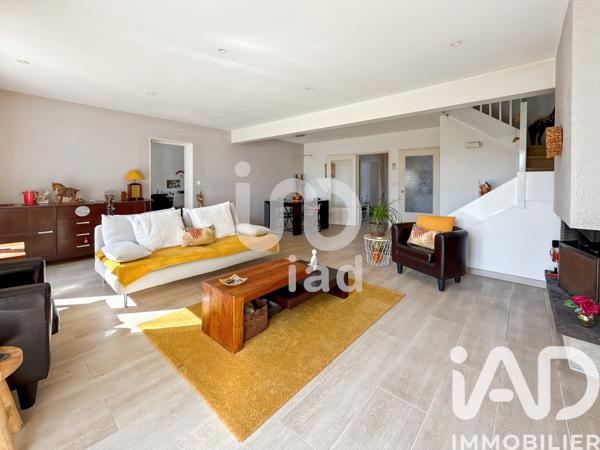Location maison 6 pièces 119 m² Lésigny