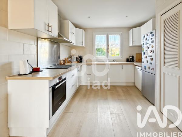 Location maison 6 pièces 119 m² Lésigny