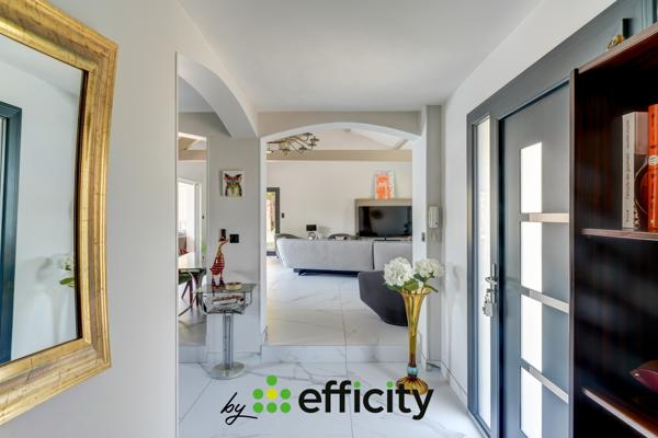 Maison
         6 pièces
        - 183 m² Bien prestige 895 000 € *