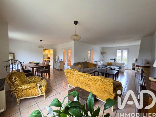 Maison à vendre 6 pièces 197 m² La Ferté-Alais