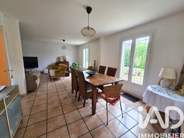 Maison à vendre 6 pièces 197 m² La Ferté-Alais