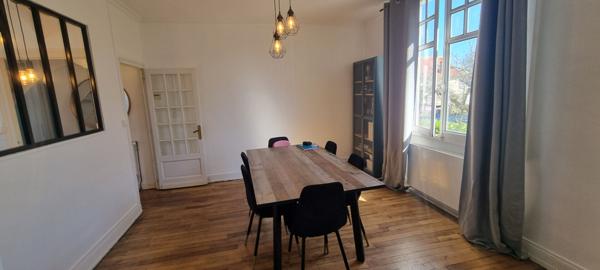 Blois Maison atypique 156 m2 proche gare.