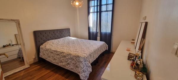 Blois Maison atypique 156 m2 proche gare.