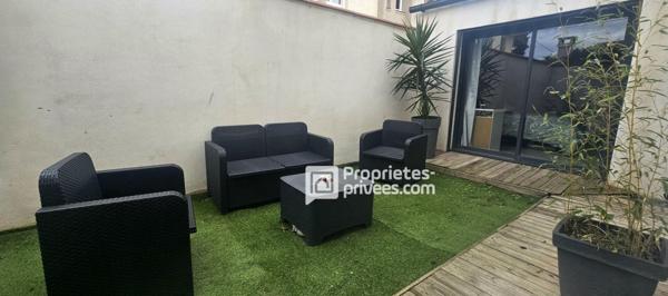 Maison Saint Laurent De La Salanque de 180 m2 divisée en deux appartements