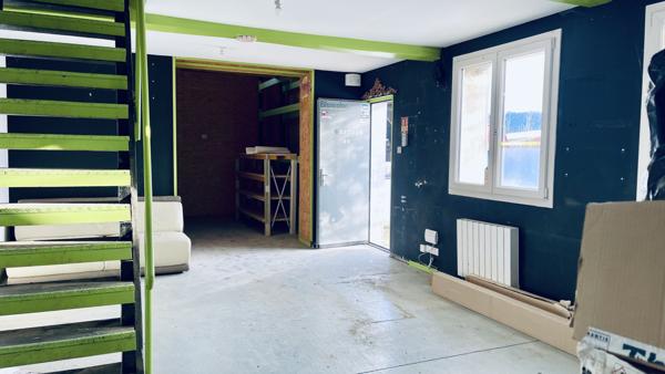 Ville (60400) Dépendance à amenager