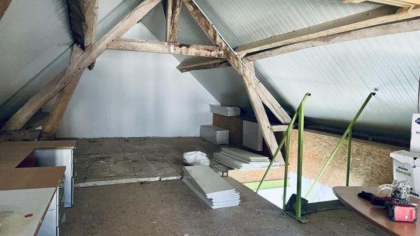 Ville (60400) Dépendance à amenager