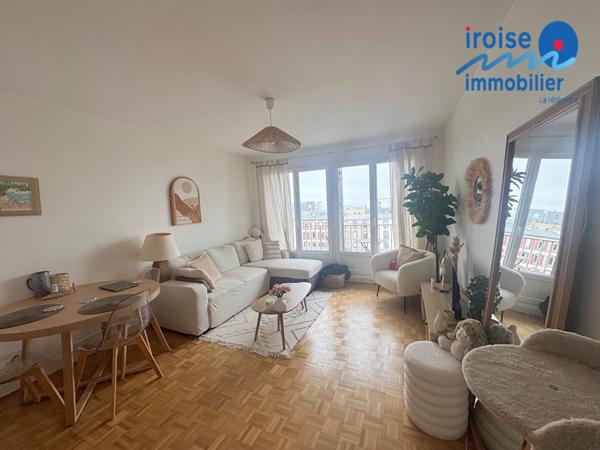 APPARTEMENT T2 AVEC PARKING PRIVÉ ET ASCENSEZUR