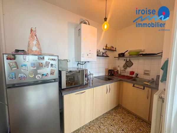 APPARTEMENT T2 AVEC PARKING PRIVÉ ET ASCENSEZUR