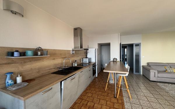 Appartement à louer    4 pièces • 81,71 m2 Lyon 9