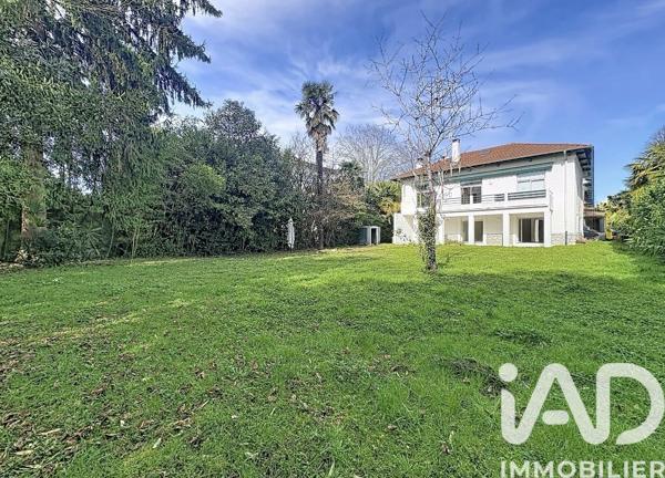Maison à vendre 7 pièces 179,3 m² Pau