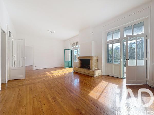 Maison à vendre 7 pièces 179,3 m² Pau