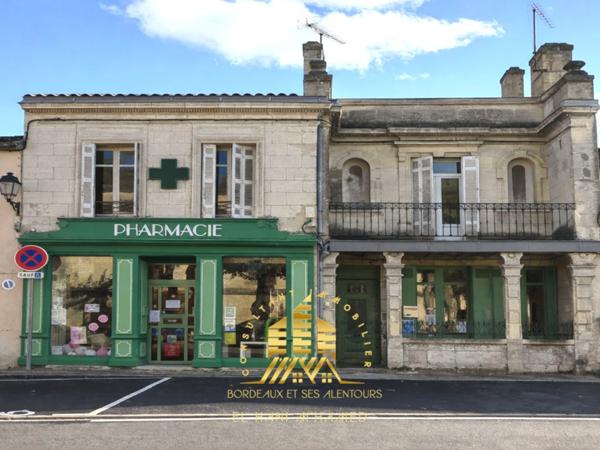 IMMEUBLE DE CARACTÈRE – À 18 km de Bordeaux, AU CŒUR DE CAMBES