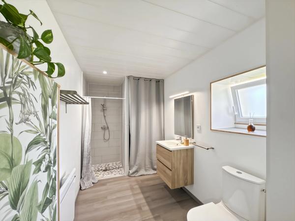 Maison à vendre LA CLAYETTE (71) 187m², 6 pièces, 3 chambres, dépendances, terrain 8751 m²